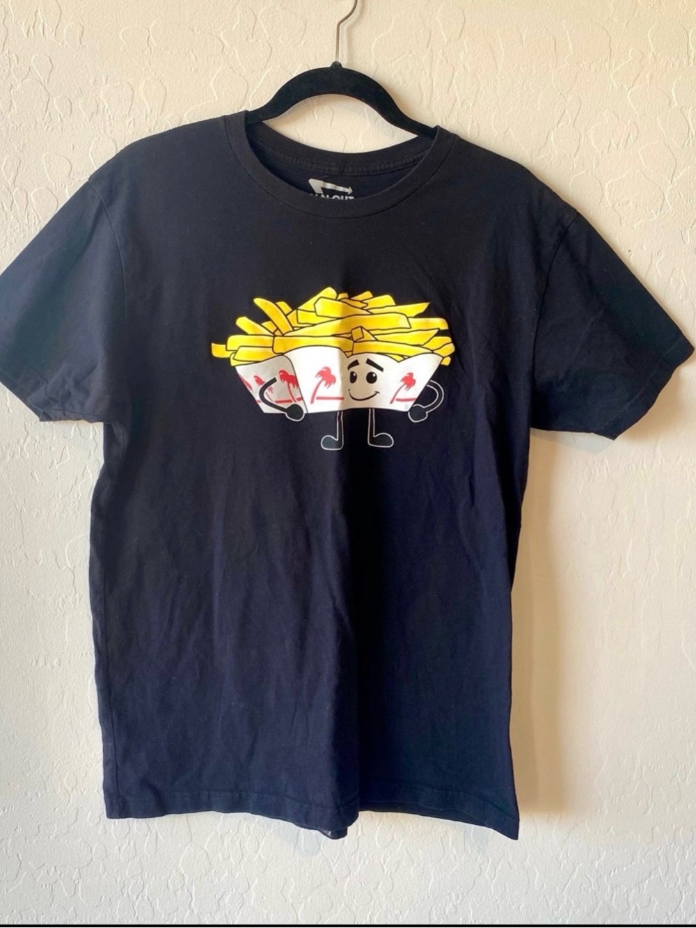 In-N-Out Burger French Fries Graphic T- Shirt Size L